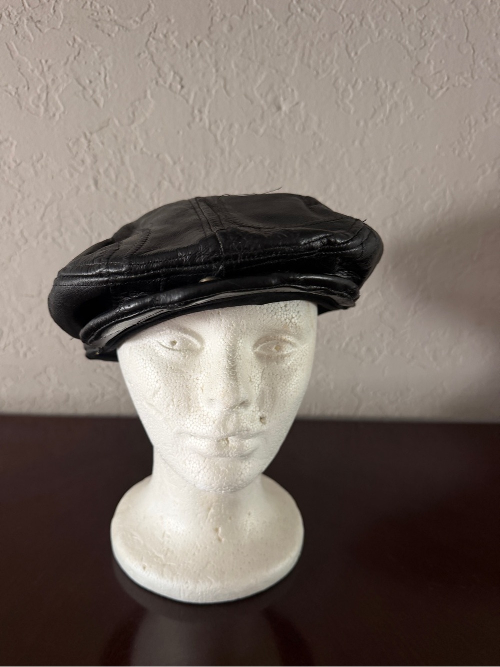 Vintage 1970’s Black Genuine Leather Patchwork Newsboy Cap Medium 22” Driver Hat - Picture 8 of 10